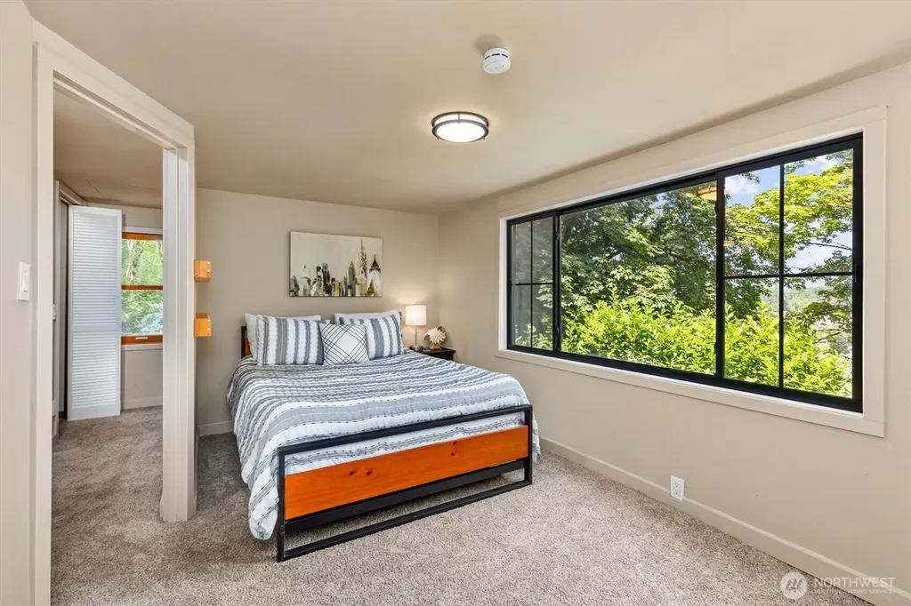 8233 NE 169th Street Kenmore WA 98028