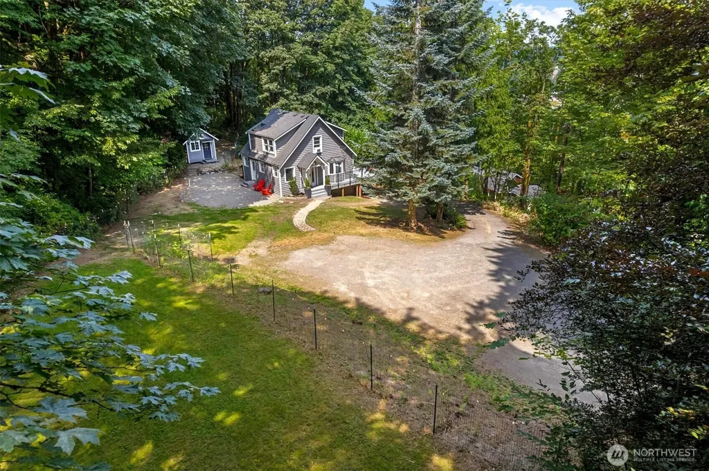 8233 NE 169th Street Kenmore WA 98028