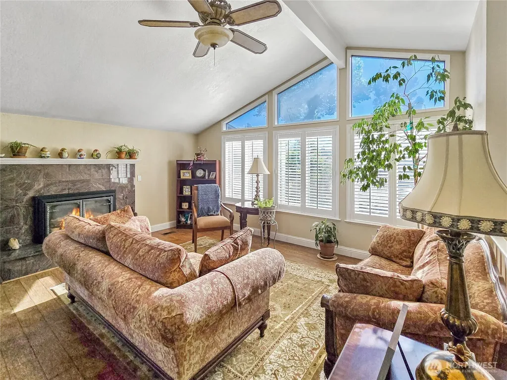 178 NW Captain Court Oak Harbor WA 98277