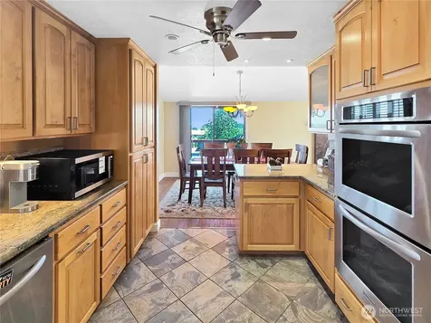 178 NW Captain Court Oak Harbor WA 98277