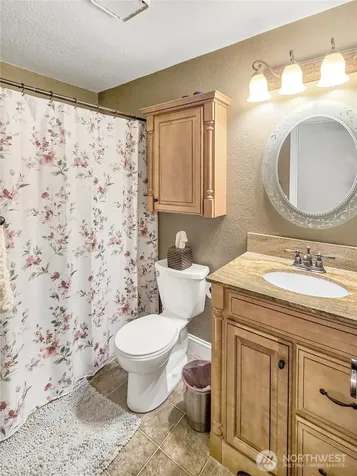 178 NW Captain Court Oak Harbor WA 98277