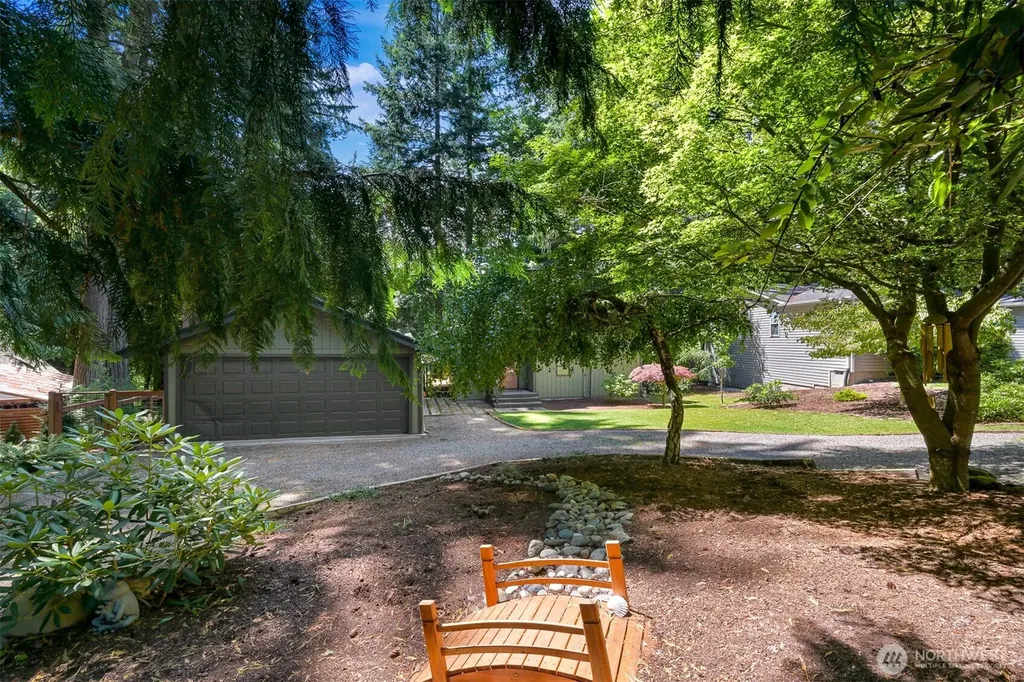 5 Tee Place Bellingham WA 98229