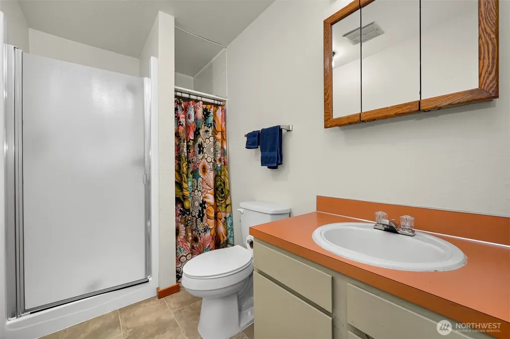 5 Tee Place Bellingham WA 98229