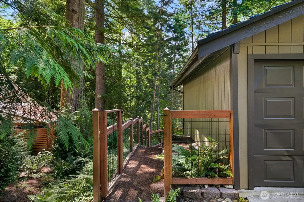 5 Tee Place Bellingham WA 98229