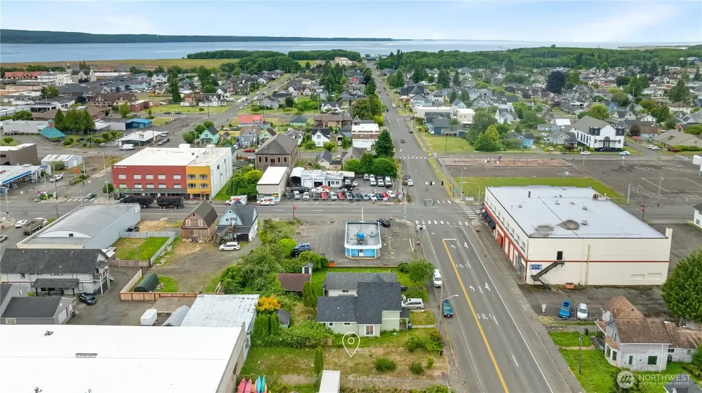205 5th Street Hoquiam WA 98550