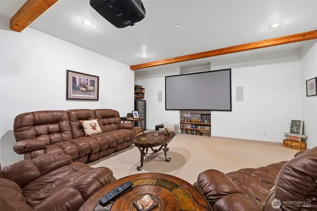 9474 Freedom Place Blaine WA 98230