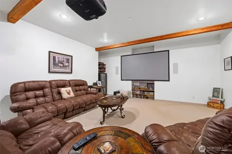 9474 Freedom Place Blaine WA 98230