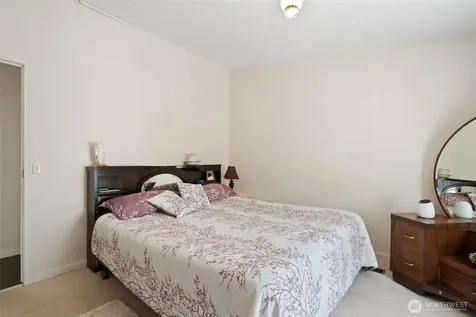 60 E Crimson Peak Road Belfair WA 98528