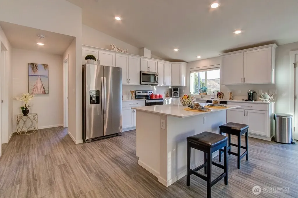 27 Jonagold Lane Manson WA 98831