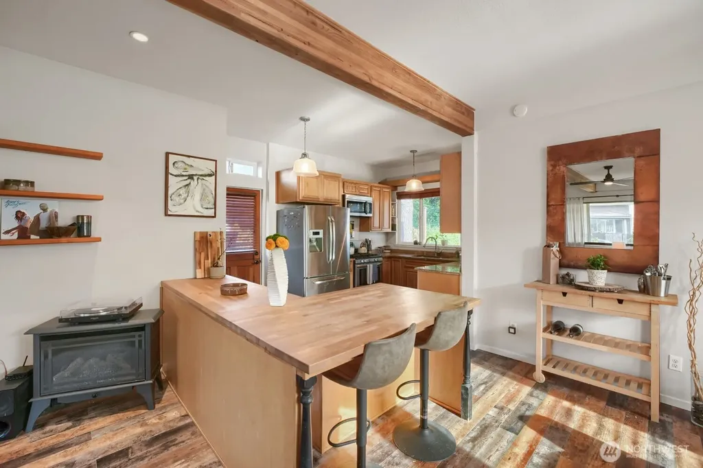 1025 S Donovan Street Seattle WA 98108