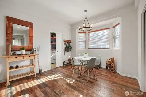 1025 S Donovan Street Seattle WA 98108