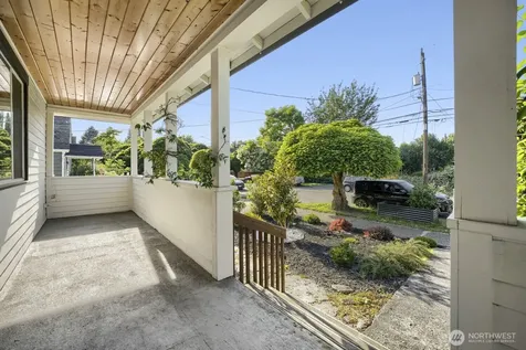 1025 S Donovan Street Seattle WA 98108
