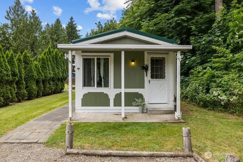 5443 Kinney Road SW Olympia WA 98512