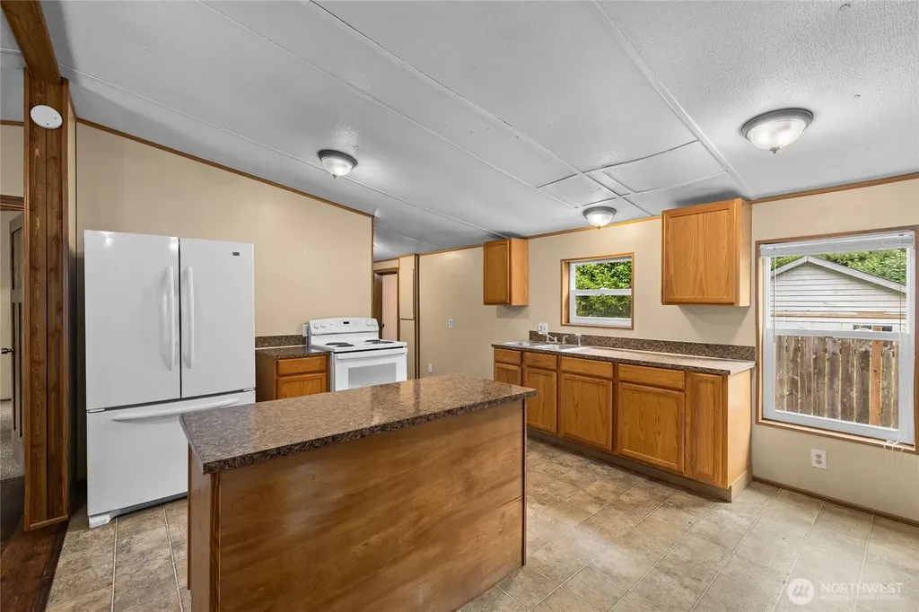5443 Kinney Road SW Olympia WA 98512