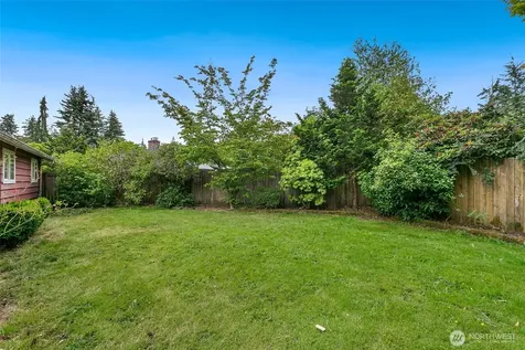 8424 97th Street SW Lakewood WA 98498