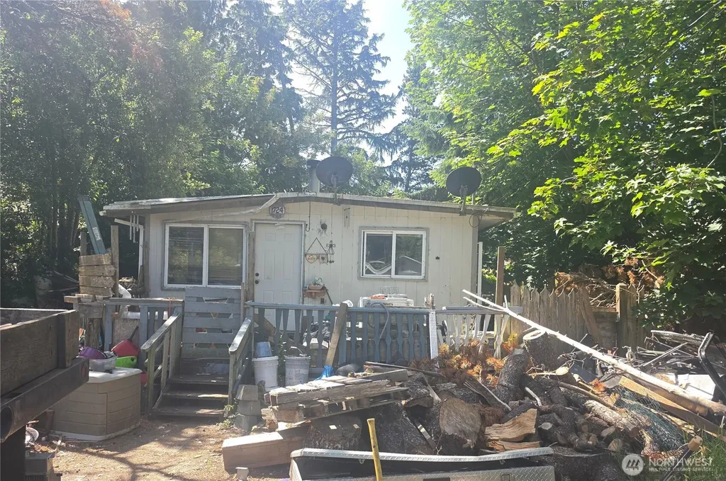 1724 271st Place Ocean Park WA 98640