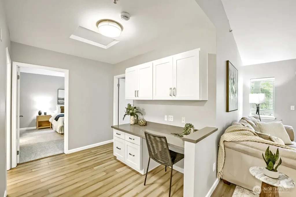 15300 112th Avenue NE Bothell WA 98011