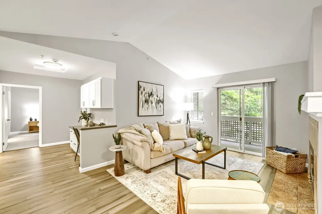 15300 112th Avenue NE Bothell WA 98011
