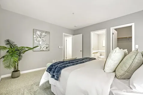 15300 112th Avenue NE Bothell WA 98011