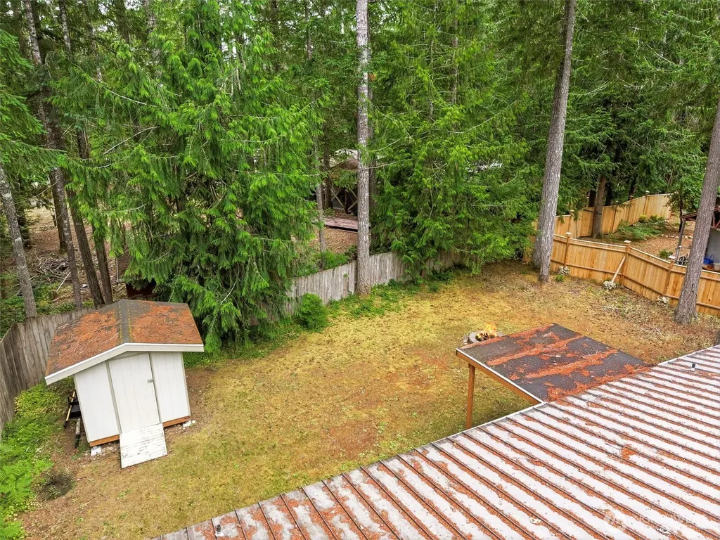 90 N Hamma Hamma Drive E Hoodsport WA 98548