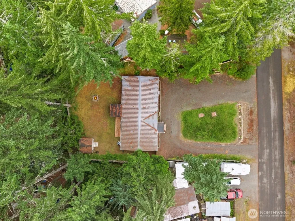 90 N Hamma Hamma Drive E Hoodsport WA 98548