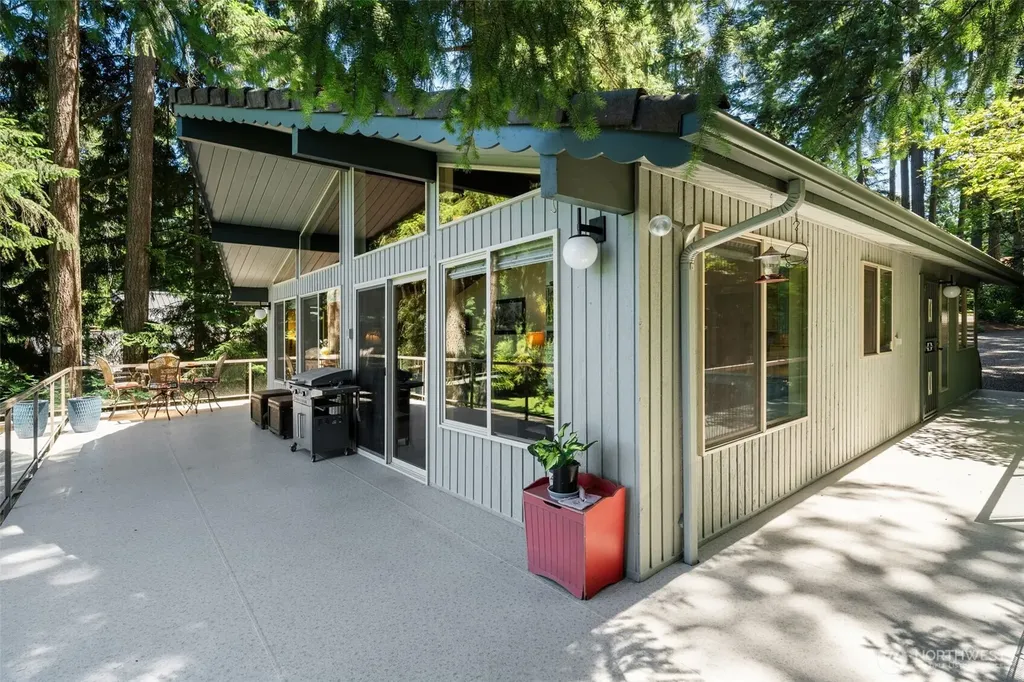 18216 77th Street E Bonney Lake WA 98391
