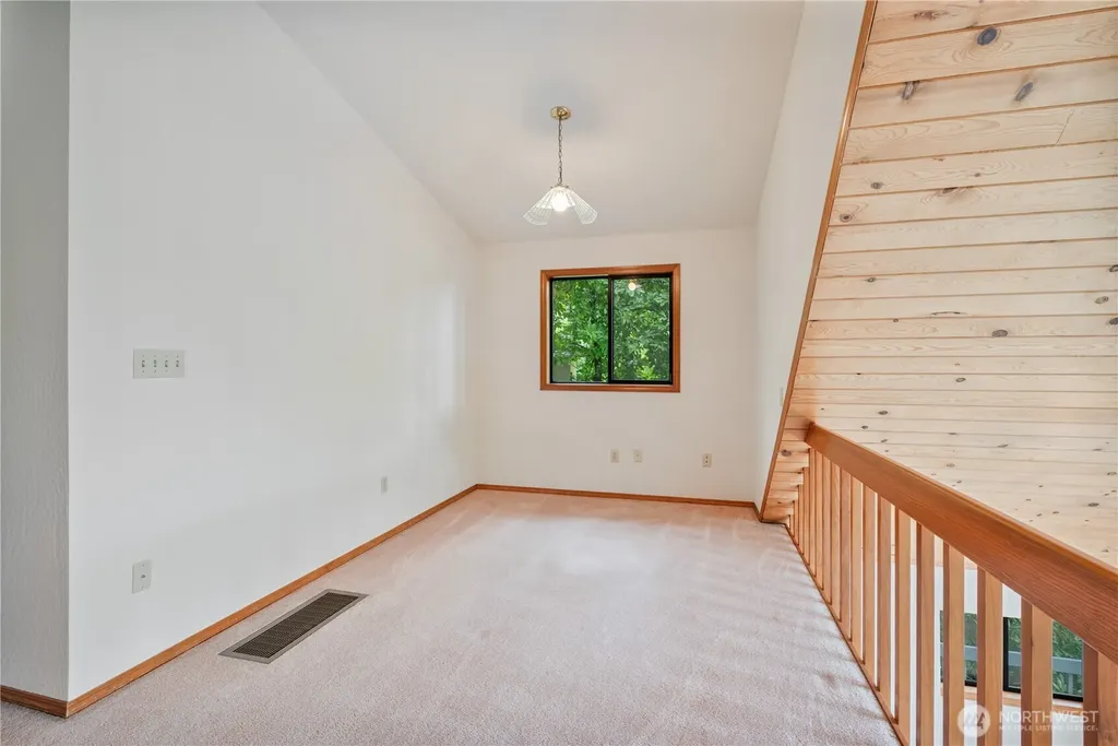 4352 Poplar Way Longview WA 98632
