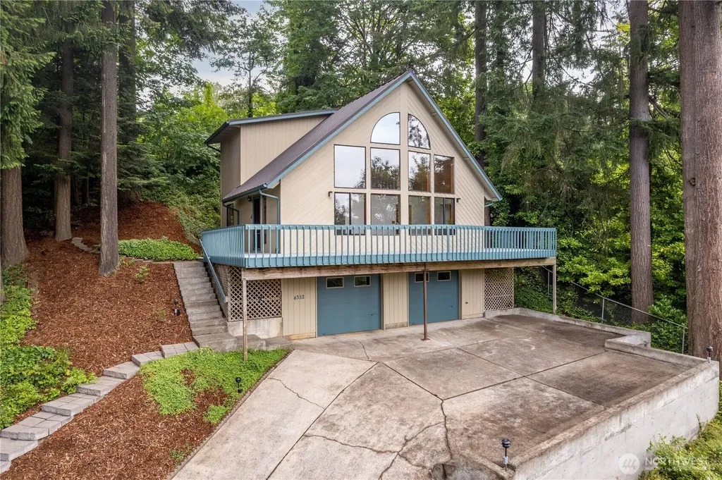 4352 Poplar Way Longview WA 98632