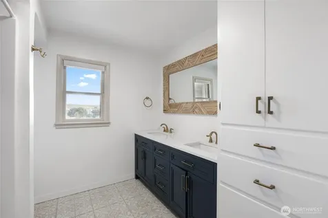 204 E 6th Street Lind WA 99341
