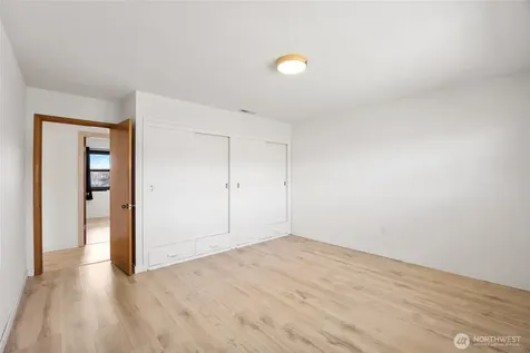 204 E 6th Street Lind WA 99341