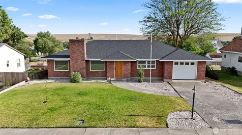 204 E 6th Street Lind WA 99341