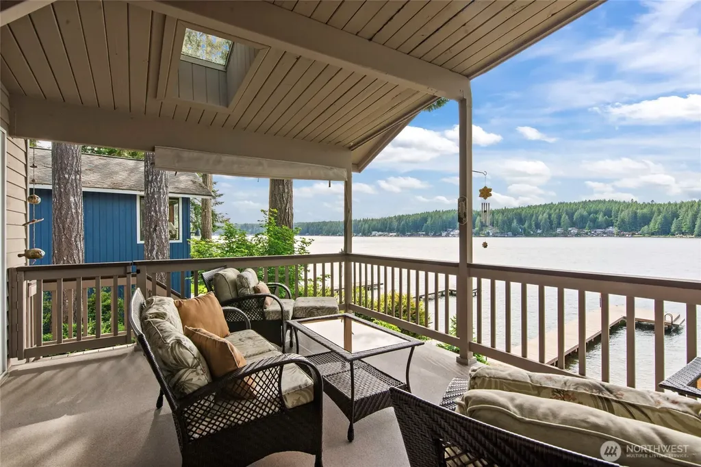 2351 E Mason Lake Drive E Grapeview WA 98546