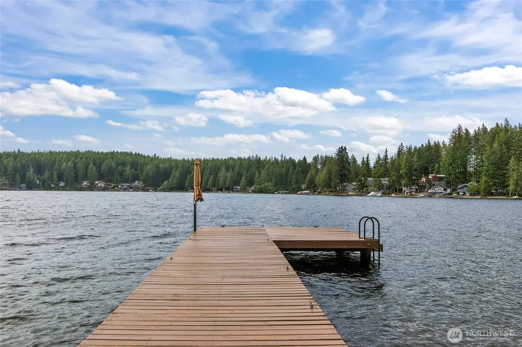 2351 E Mason Lake Drive E Grapeview WA 98546