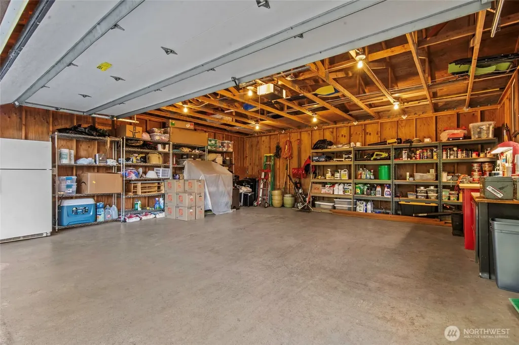 2351 E Mason Lake Drive E Grapeview WA 98546