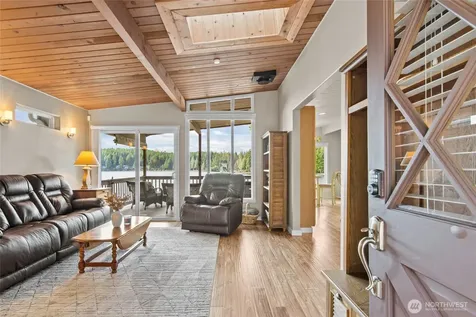 2351 E Mason Lake Drive E Grapeview WA 98546