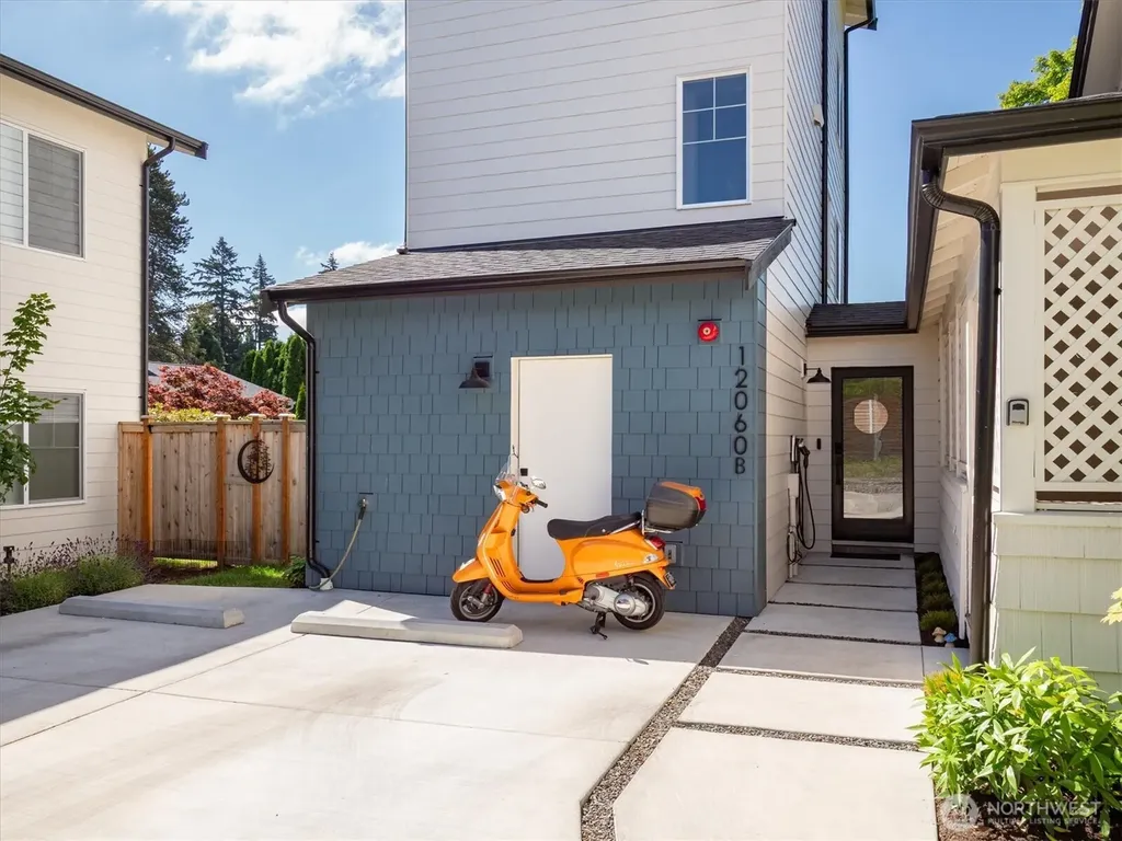 12060 8th Avenue NW Seattle WA 98177