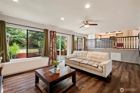 8906 10th Drive SE Everett WA 98208