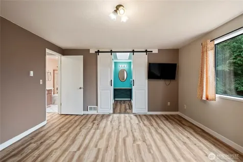 8906 10th Drive SE Everett WA 98208