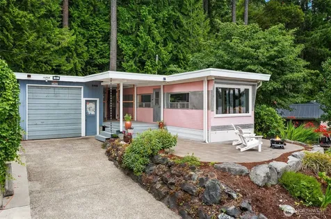 51 N Bennett Lane Lilliwaup WA 98555