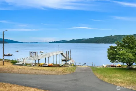 51 N Bennett Lane Lilliwaup WA 98555