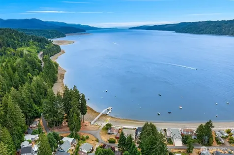 51 N Bennett Lane Lilliwaup WA 98555