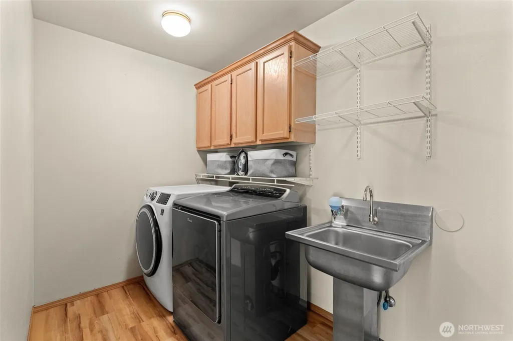 5807 60th St W University Place WA 98467