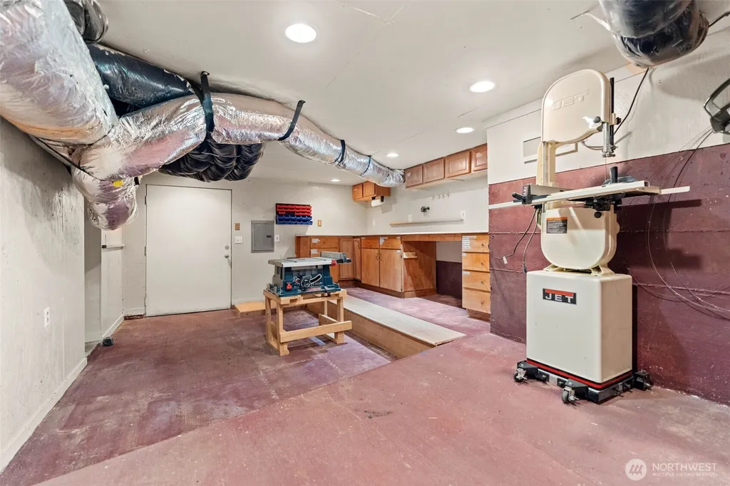 5807 60th St W University Place WA 98467