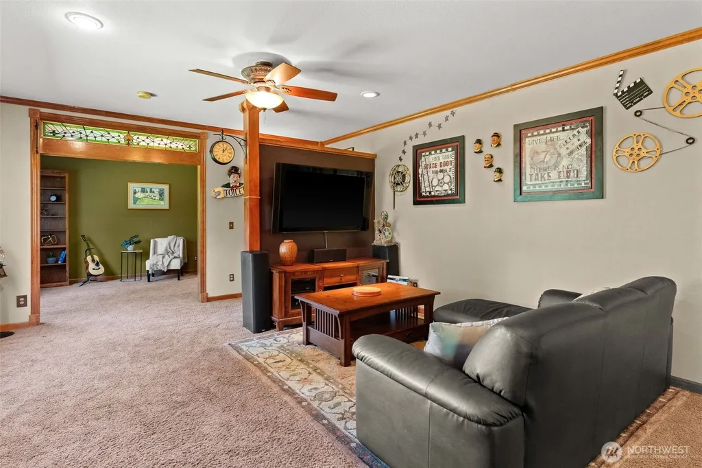 5807 60th St W University Place WA 98467