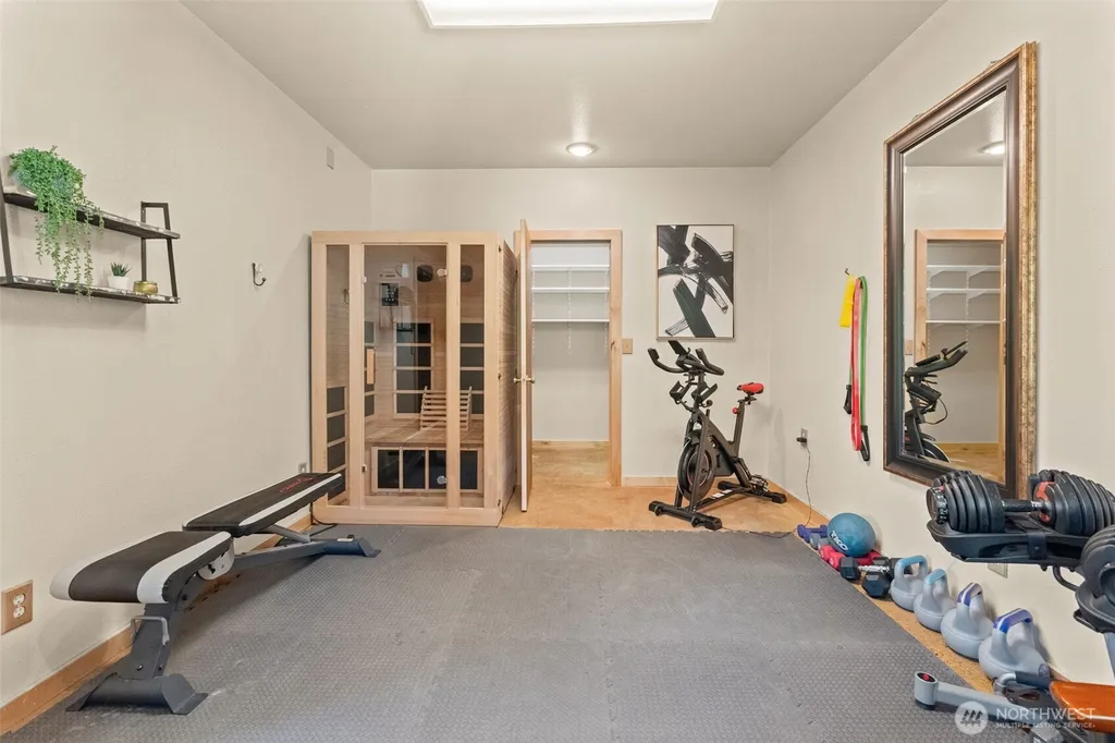 5807 60th St W University Place WA 98467