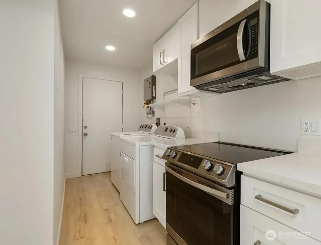 11509 8 Avenue NE Seattle WA 98125
