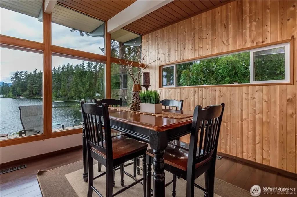 4284 Panther Lake Road W Bremerton WA 98312