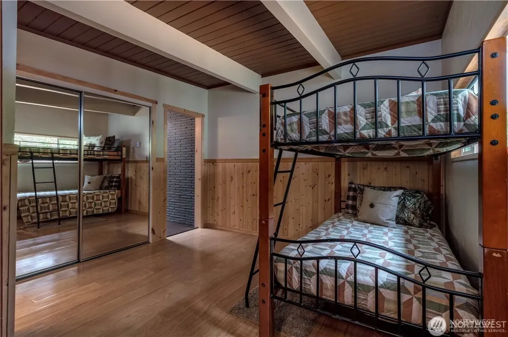 4284 Panther Lake Road W Bremerton WA 98312