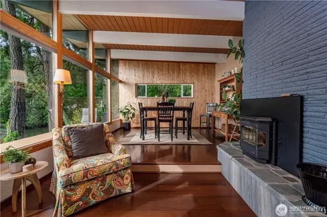 4284 Panther Lake Road W Bremerton WA 98312