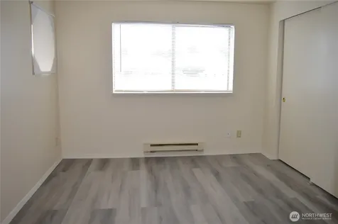 929 N 105th Street Seattle WA 98133